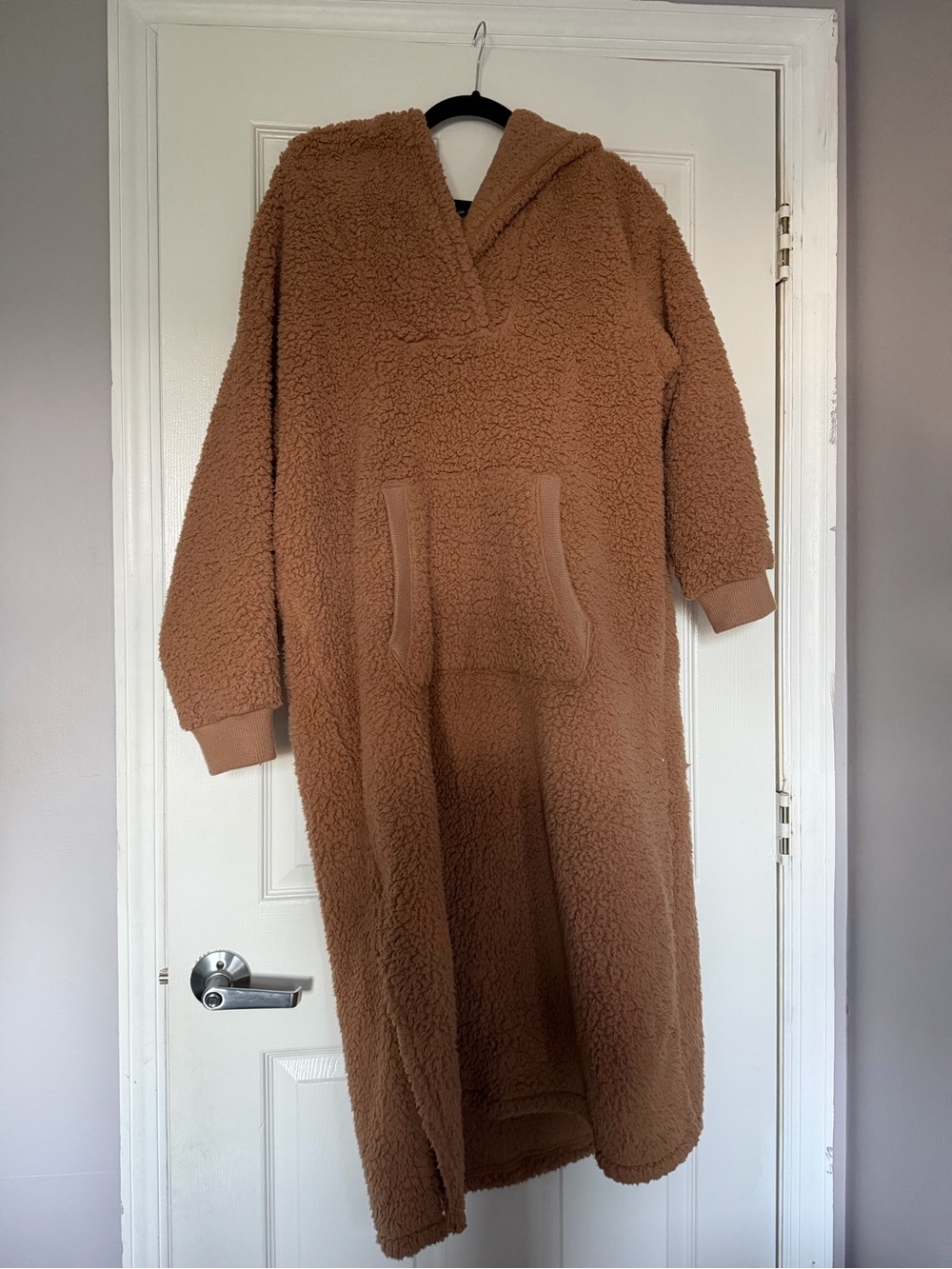 Cozy Teddy Fleece Hooded Long Sweatshirt in Brown